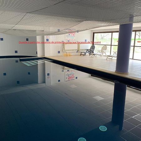 Appartement Dans Residence Avec Piscine Et Parking Uzes Exterior photo